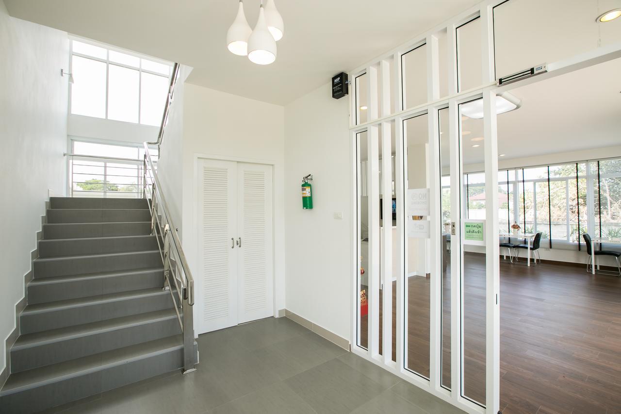 J-House Phetchaburi Aparthotel Ngoại thất bức ảnh