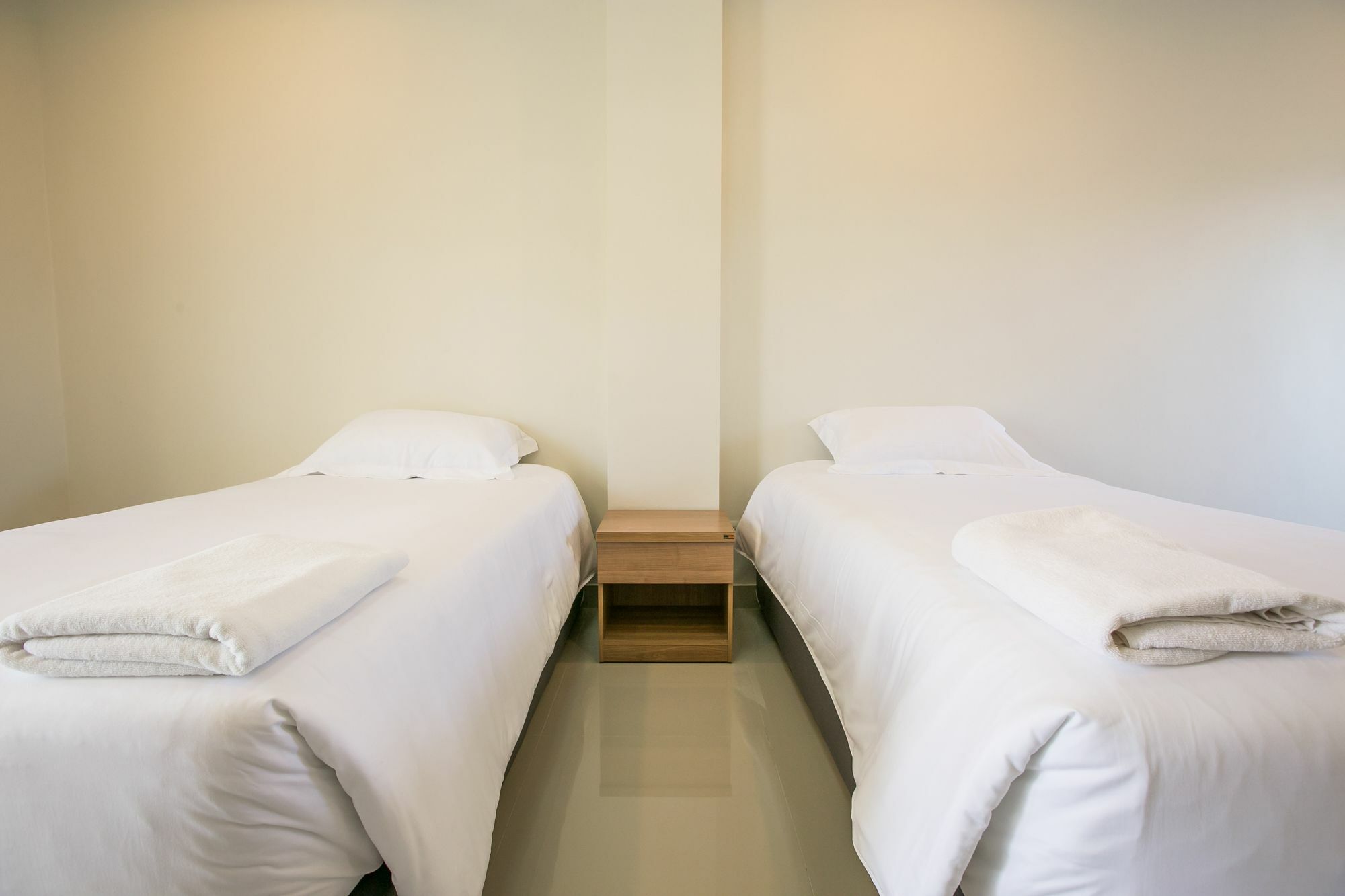 J-House Phetchaburi Aparthotel Ngoại thất bức ảnh